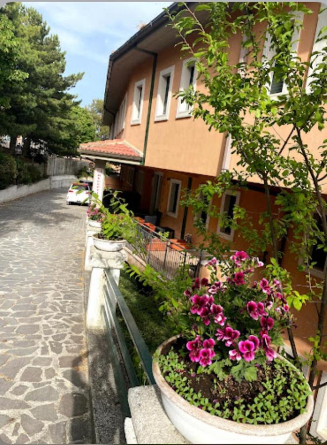 Santangelo Hotel Mattinata Exterior foto