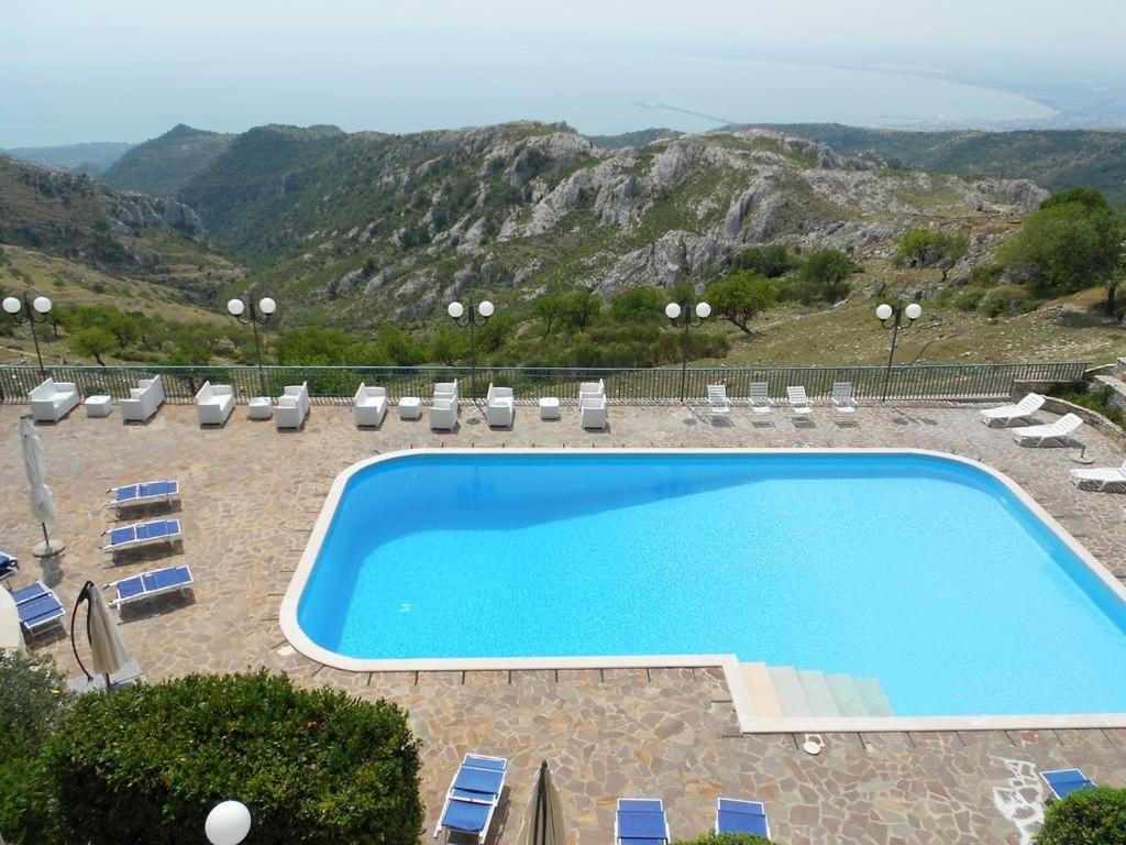 Santangelo Hotel Mattinata Exterior foto